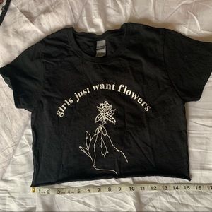 Flowers graphic crop top tee shirt